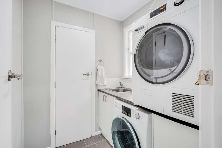 9 Lovelock Place 1053_16