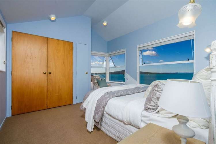 68 Seacliffe Avenue Narrow Neck_14