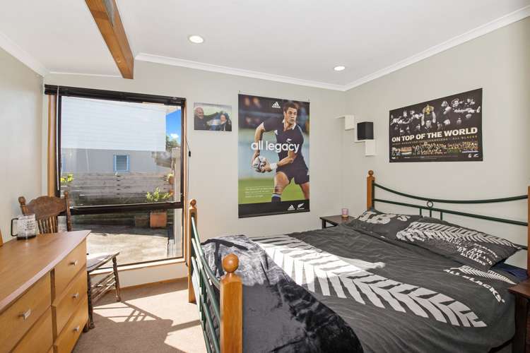 3 Shona Place Henderson_11