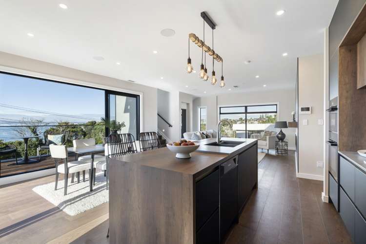 20 Beach Road Castor Bay_10