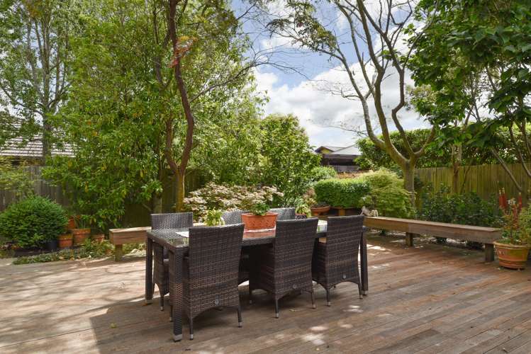 32 Carroll Place Owhata_10