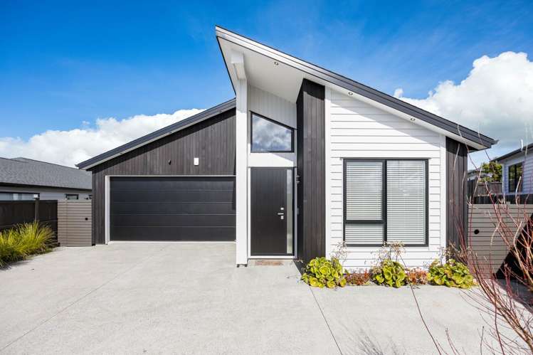 39 Matahae Crescent_0