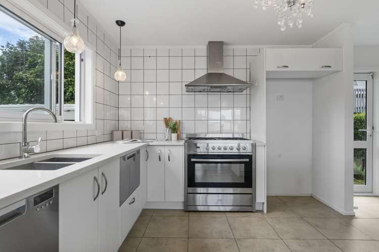 99 Forrester Drive Welcome Bay_12