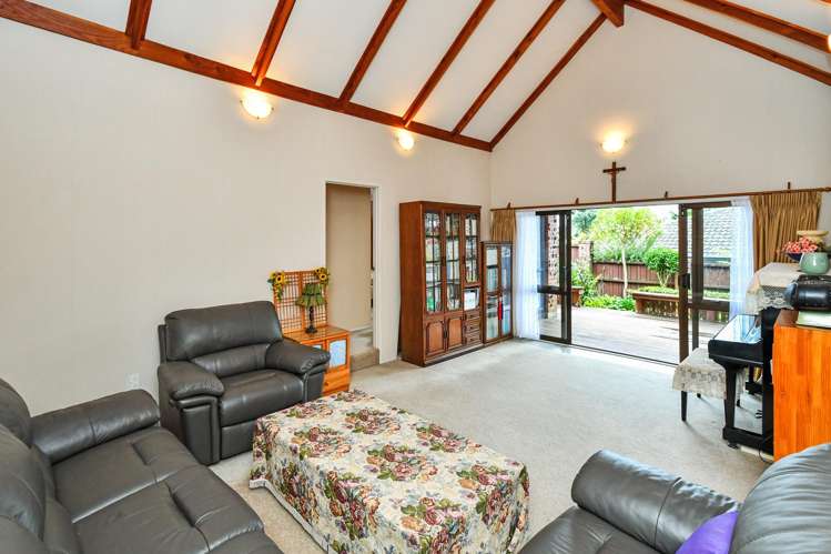 38 Rushgreen Avenue Pahurehure_5