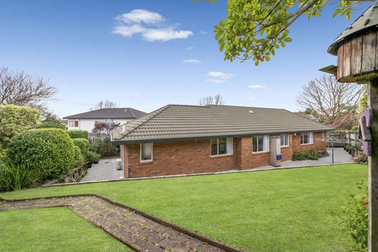 21 John Brooke Crescent East Tamaki Heights_21