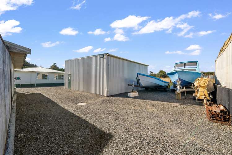 227 & 229 Bain Street Clifton_25