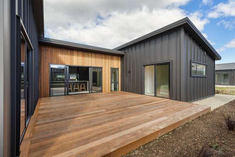 11 Buttercup Street Wanaka_7