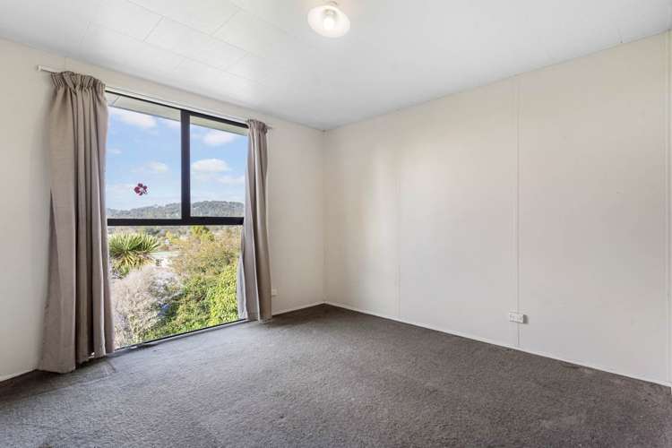 32 Nandana Drive Glen Eden_11