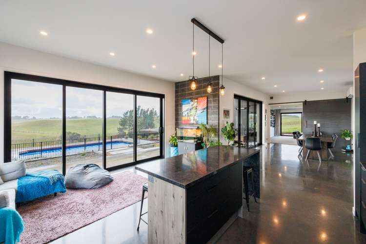 57 Beechwood Road Feilding_4