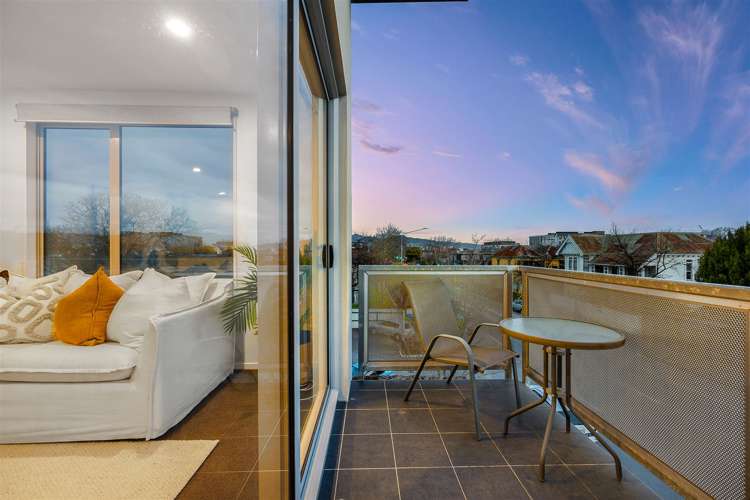 13/318 Barbadoes Street Christchurch Central_11