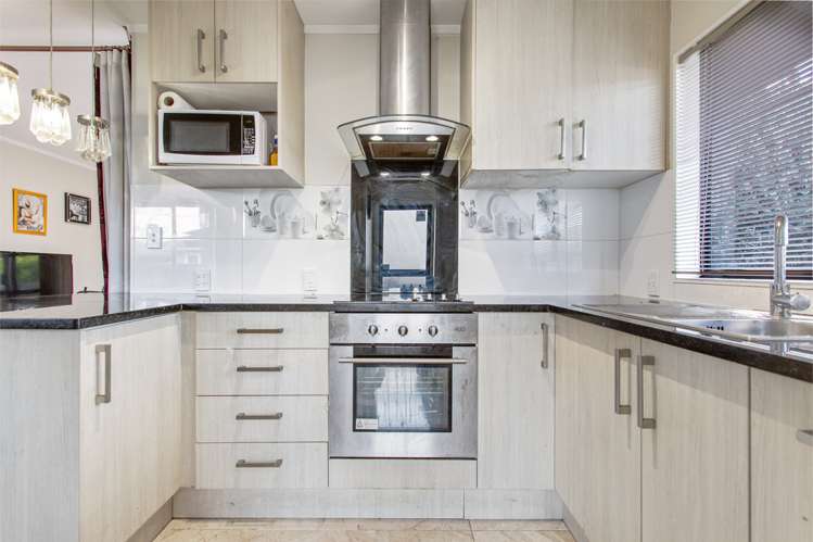 2/18 Sheehan Avenue Papakura_11