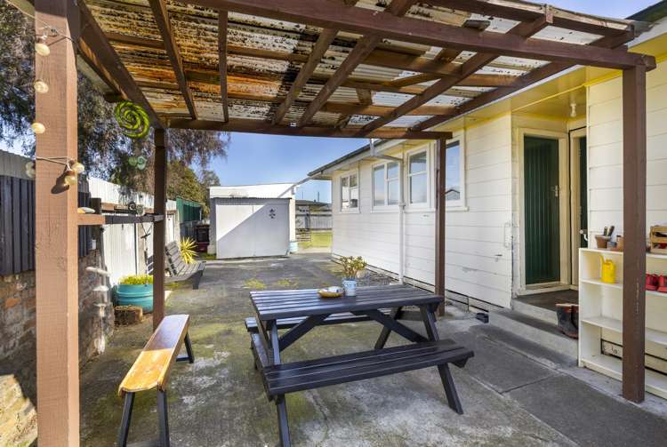 17 Gill Crescent Redwoodtown_10