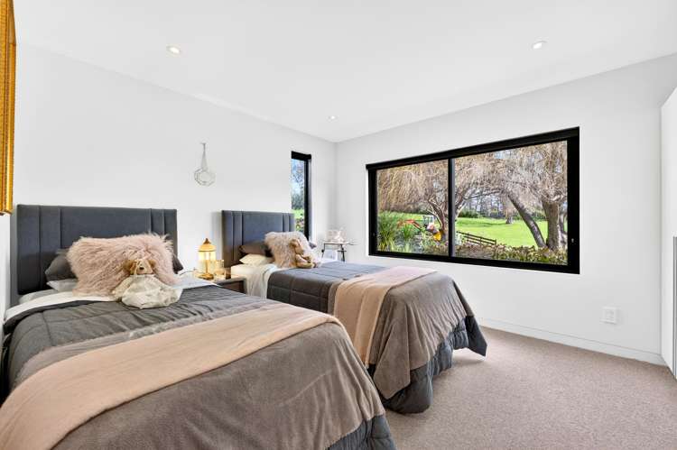 47 Hardens Lane Paremoremo_17