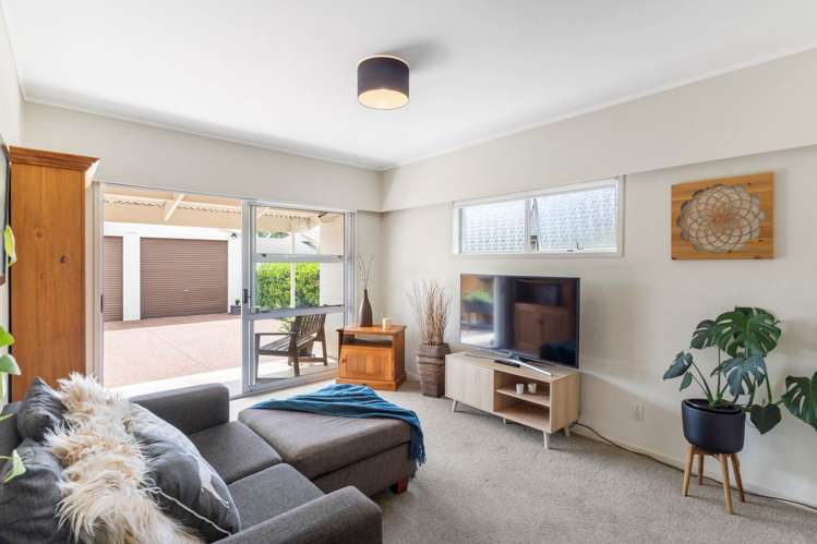 37 Lakeside Drive Pahurehure_15