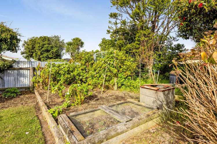 84 Domett Street Opunake_27