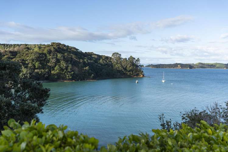 22 Anzac Road Orapiu_24