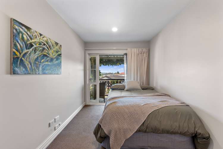 24 Leneford Drive East Tamaki_18