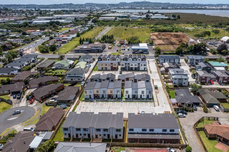 3 Hari Place Favona_7