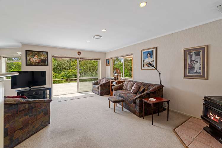 63 Muriwai Road Waimauku_5