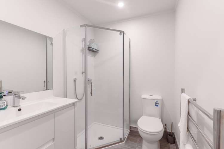 2 Paramu Avenue Birkdale_12