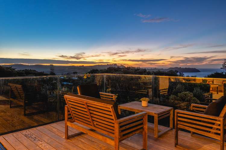 58 Victoria Road South Onetangi_4