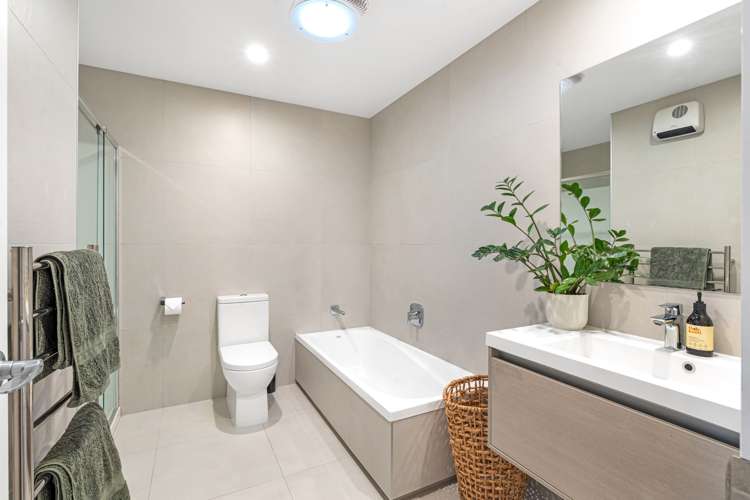 33 Bonnette Road Flat Bush_15