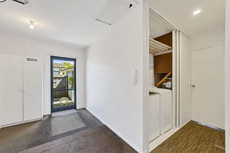 2A Ferndown Lane Bromley_21