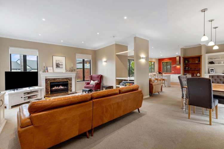 8 Sissinghurst Court_5