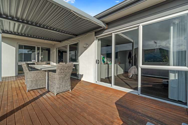 7 Barrington Drive Huntington_18