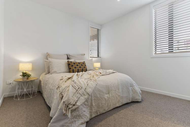 5/40 Waiparaheka Drive Milldale_14
