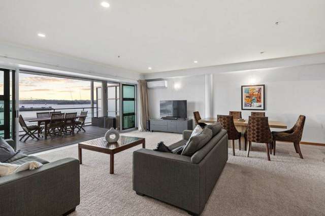 64/145 Quay Street City Centre_2