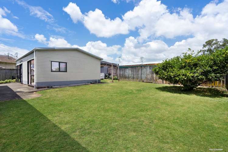 4 Aldo Place Clover Park_2