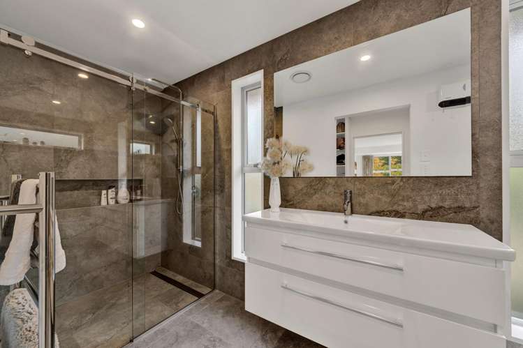 356 Halkett Road West Melton_16