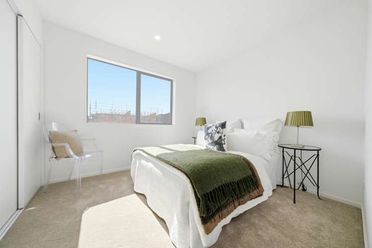 60 & 62 Wavecrest Lane Hobsonville_14