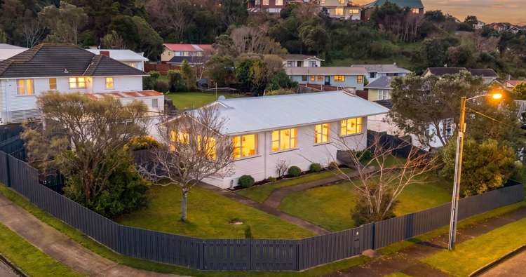 47 Franklyn Road Tawa_21