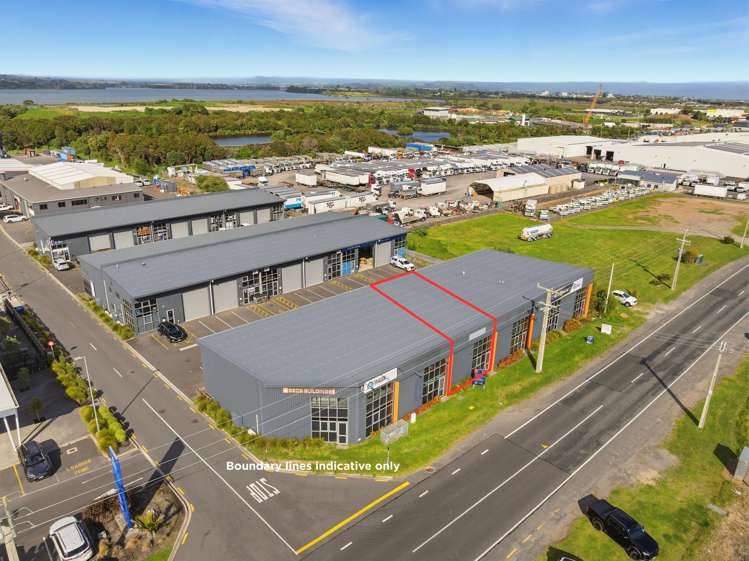 Unit 4/2 Curly McLeod Way Mt Maunganui_1