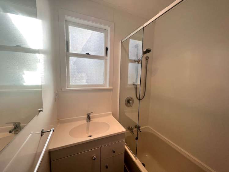 3 Benghazi Road Panmure_6