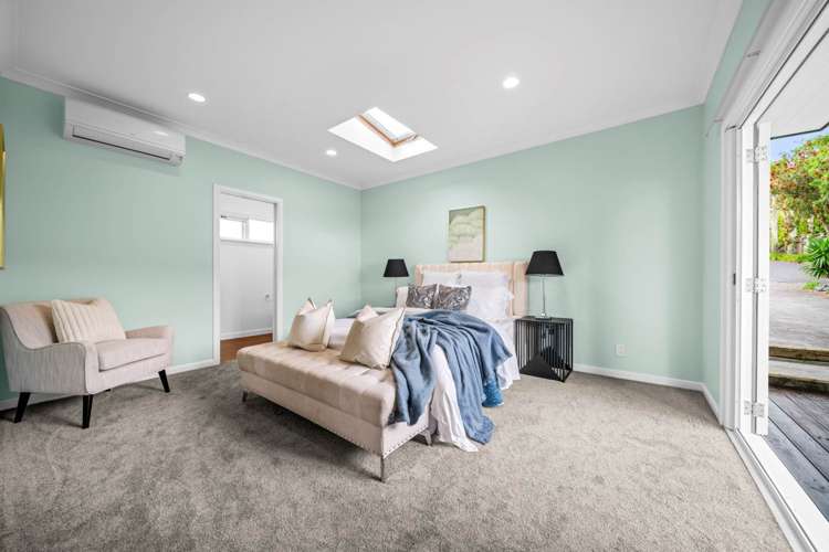 2/349 Glenfield Road Glenfield_16