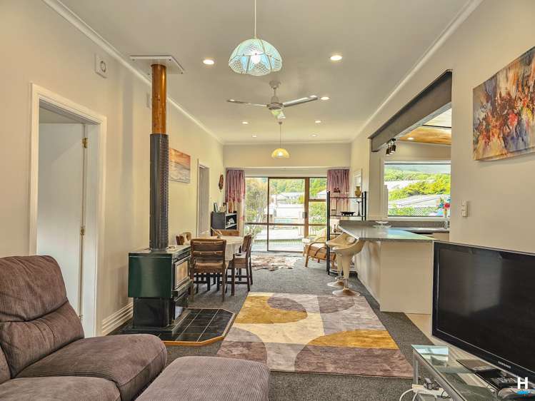 6 Rochfort Street Greymouth_8