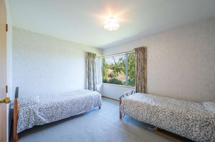 74 Aldinga Avenue Stoke_12