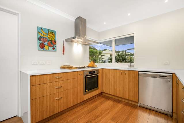 10 Greta Place Stanmore Bay_1