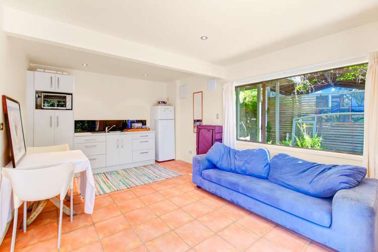 2 Kennedy Point Road Surfdale_12