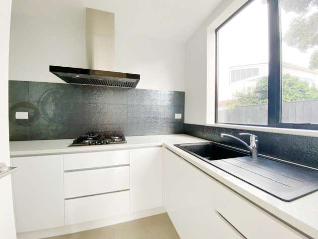 91 Buckley Road 1662_1