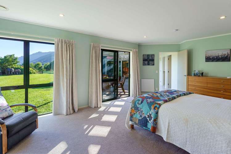 91 Aston Road Waikanae_13