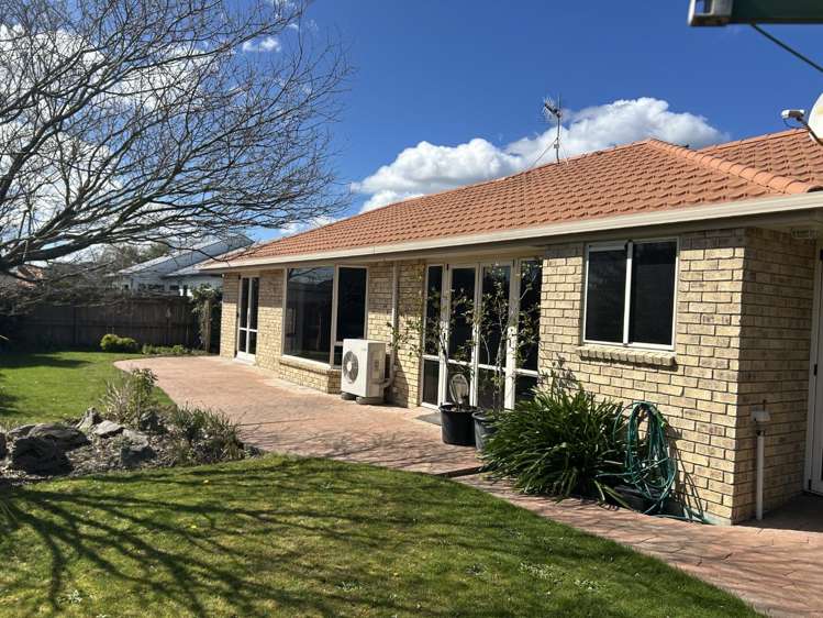 17 Maple Crescent Richmond_15