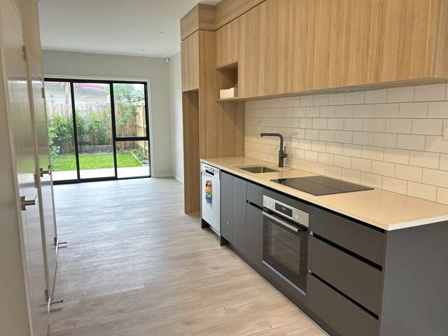 4/644 Te Atatu Road Te Atatu Peninsula_1