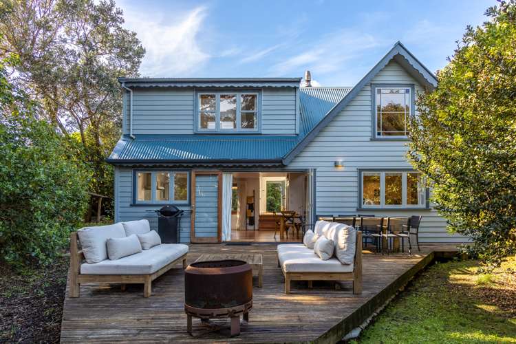 14 Hillside Road Ostend_39