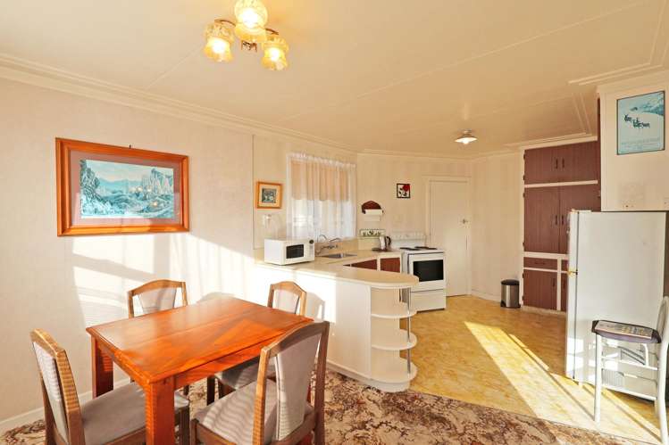 459 Yarrow Street Glengarry_11