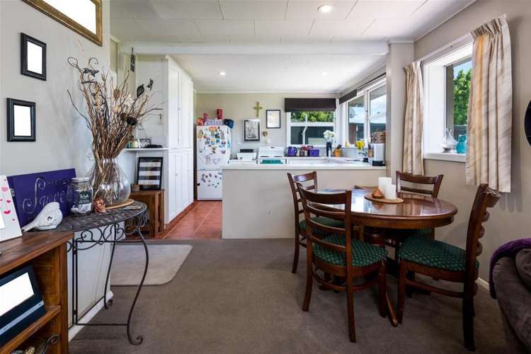 11 High Street Renwick_7