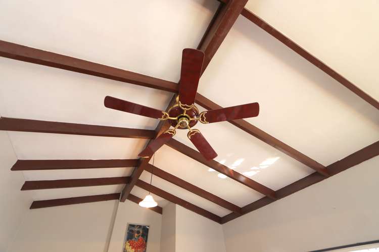 2/246 Crinan Street Appleby_17